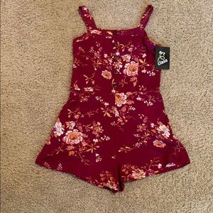 Art Class flower romper NWT! Size kids M.